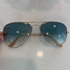 Ray Ban Aviator - blue faded lenses